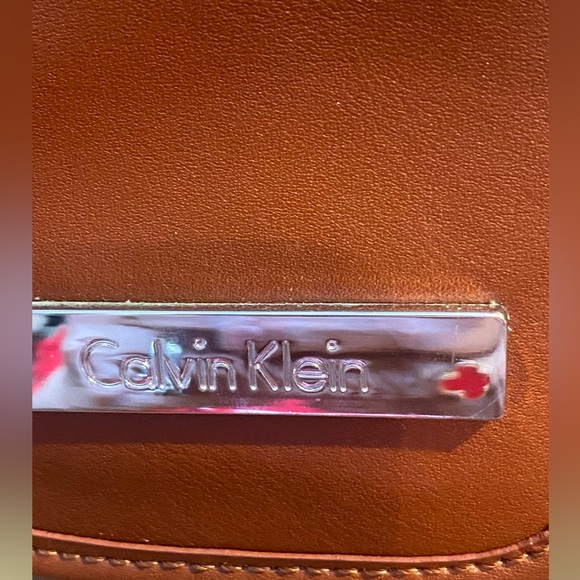 Calvin Klein NWT Khaki and Brown Women's Bag - Picture 3 of 10